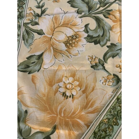 April Cornell Cloth Napkins Set of 4 Floral Square Yellow Green Cottage 16” - Picture 2 of 5